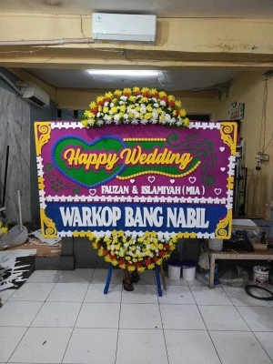 Papan Bunga di Salemba