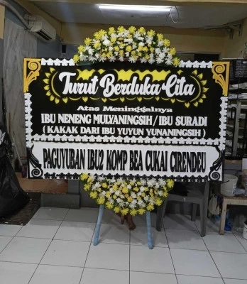 Papan Bunga di Salemba
